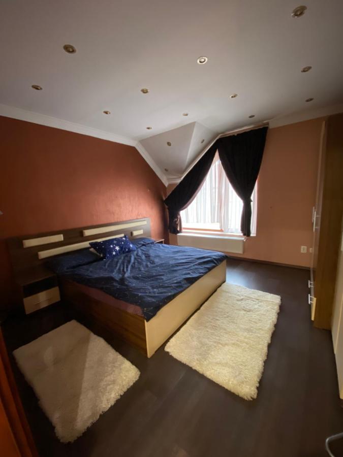 Ferienwohnung Central Apart Oradea Exterior foto